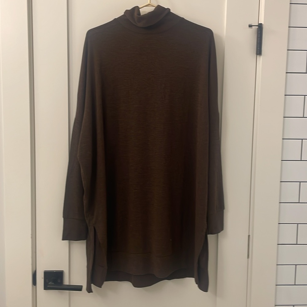 Simons Brown Oversized Turtleneck sL